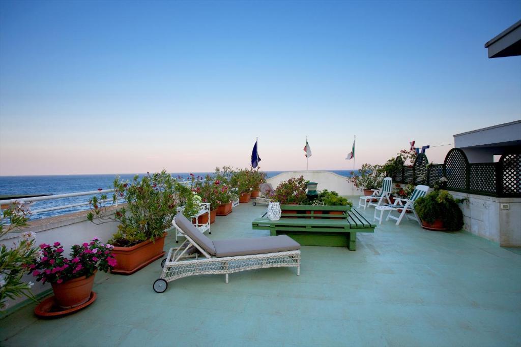 Hotel Il Vascello Марина Сера Екстериор снимка